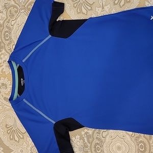 Boy's Old Navy Active shirt